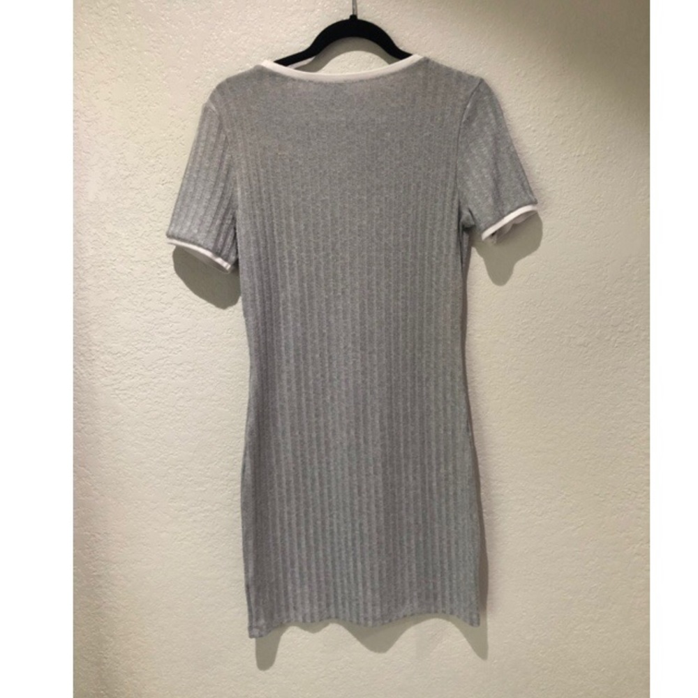 Divided H&M - Picture 2 of 3
